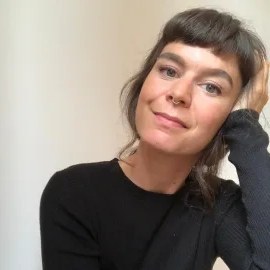 Fanny Dubois - professeur de yoga à Pully, SunDora Shala